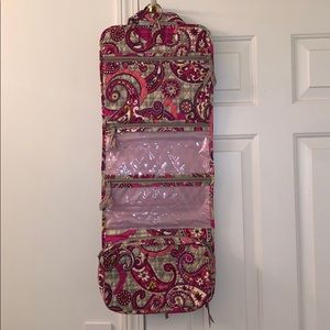 BRAND NEW. Vera Bradley Iconic Hanging Organizer
